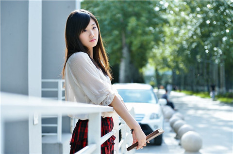 女生说天气很热,该回复什么? 女生说天气很热,该回复什么?第2张